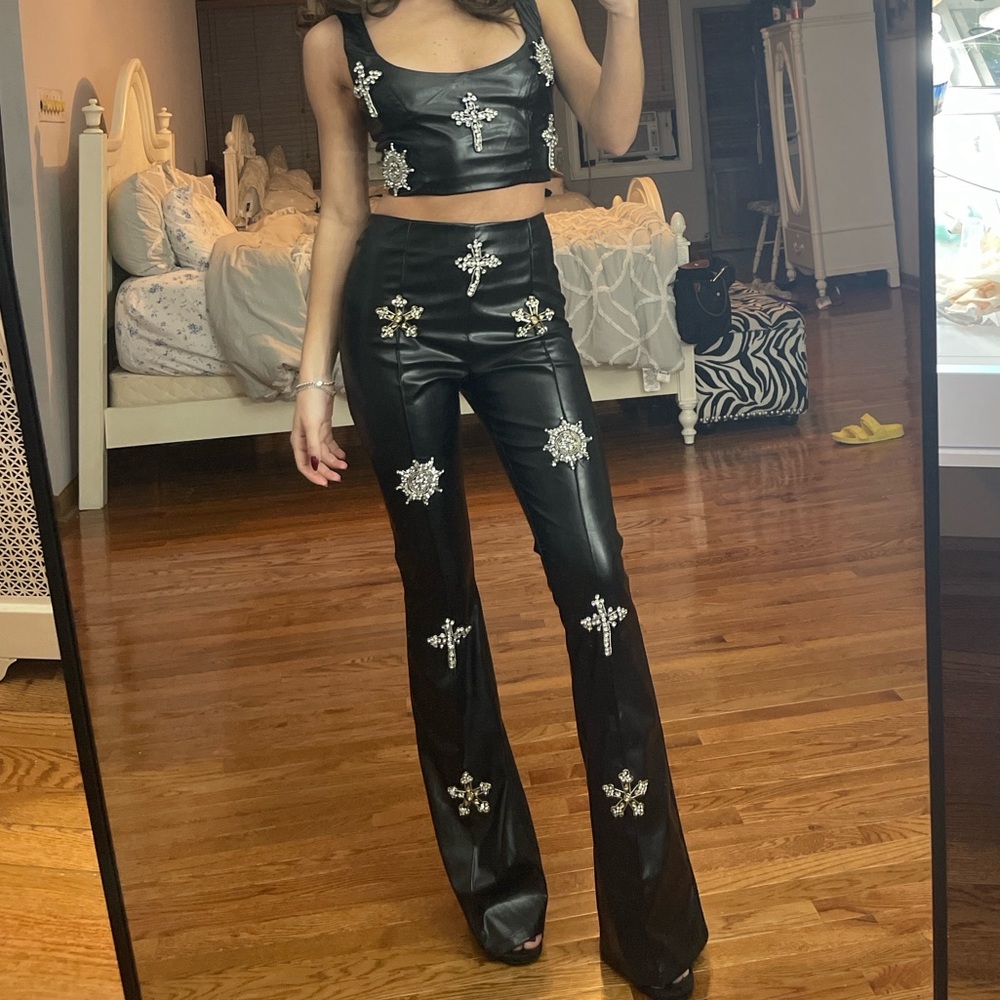 Two piece set